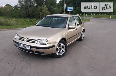 Volkswagen Golf  2001