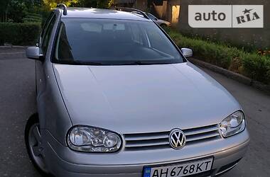 Volkswagen Golf  2003