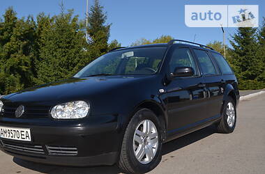 Volkswagen Golf  2001