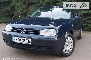 Volkswagen Golf  2002