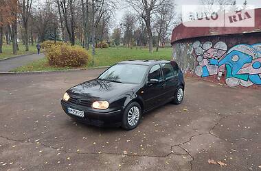 Volkswagen Golf  1997