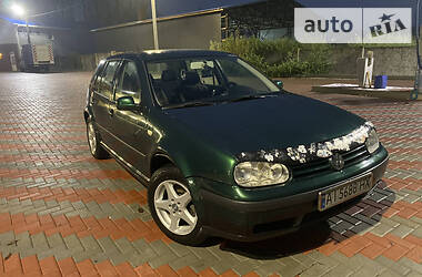 Volkswagen Golf  2000