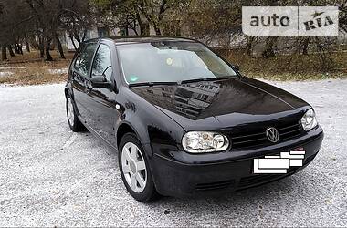 Volkswagen Golf  2003