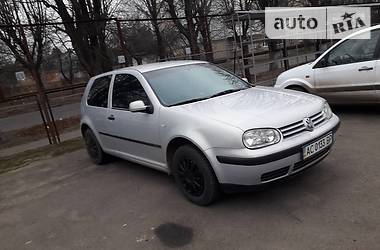 Volkswagen Golf  2000