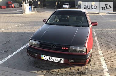 Volkswagen Golf  1995