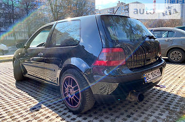 Volkswagen Golf  2000