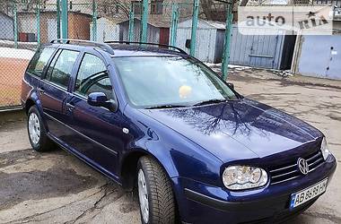 Volkswagen Golf  2001