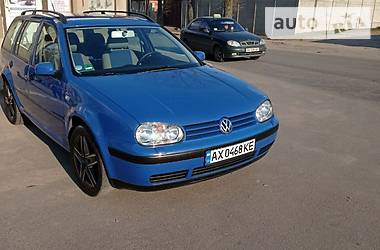 Volkswagen Golf  2000