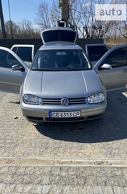 Volkswagen Golf  2002