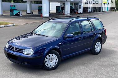 Volkswagen Golf  2003