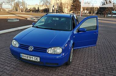 Volkswagen Golf  2003