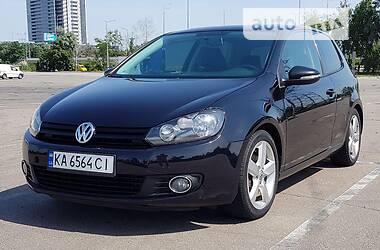 Volkswagen Golf 2.5  2012