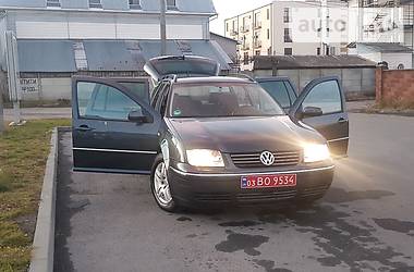 Volkswagen Golf NE KRASHENA  2002