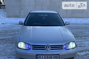 Volkswagen Golf  2003