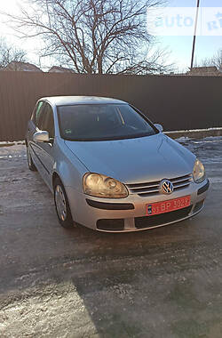 Volkswagen Golf  2004