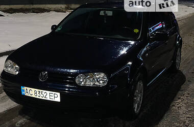 Volkswagen Golf  2001