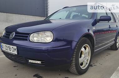 Volkswagen Golf  2003