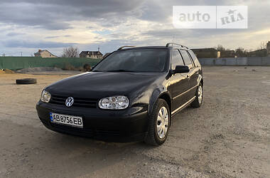 Volkswagen Golf  2001