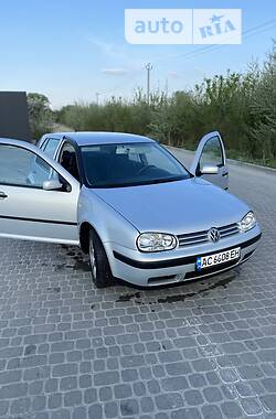 Volkswagen Golf  1999