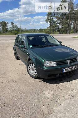 Volkswagen Golf  1999