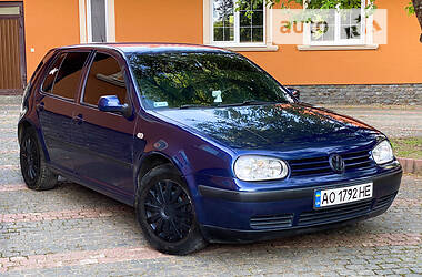 Volkswagen Golf  2001