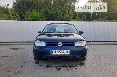 Volkswagen Golf  2001