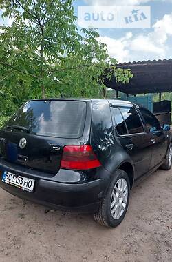 Volkswagen Golf  1998