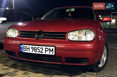 Volkswagen Golf  2001
