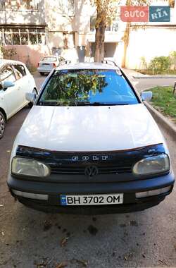 Volkswagen Golf  1998