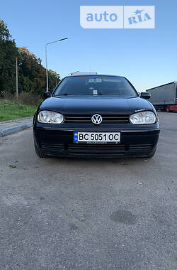 Volkswagen Golf Pacific 2003