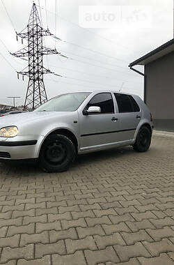 Volkswagen Golf  2002