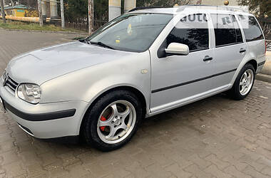 Volkswagen Golf  2000