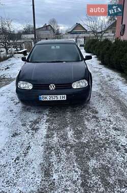 Volkswagen Golf  2000