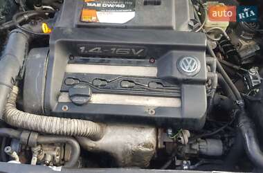 Volkswagen Golf  1999