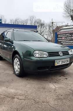 Volkswagen Golf  2001