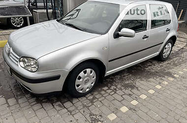 Volkswagen Golf  1998