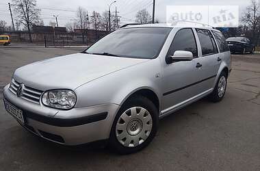 Volkswagen Golf  2003