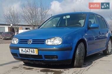 Volkswagen Golf 2001