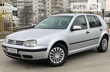 Volkswagen Golf  2003