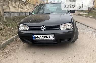 Volkswagen Golf  2001