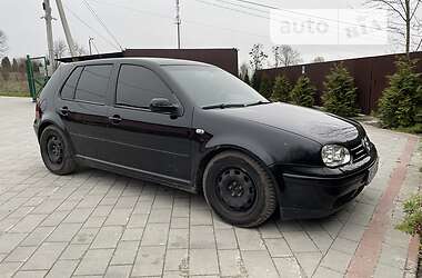 Volkswagen Golf  2002