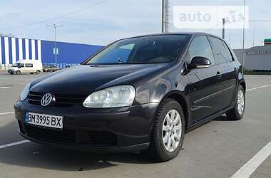 Volkswagen Golf  2004