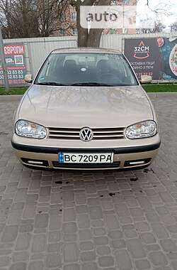 Volkswagen Golf  2001