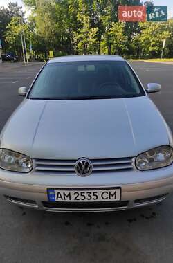 Volkswagen Golf  1999