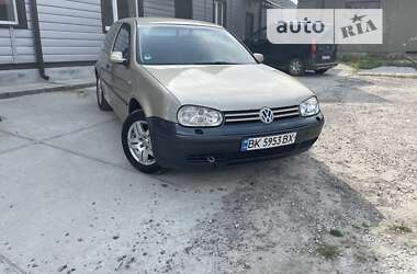 Volkswagen Golf  2002