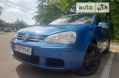 Volkswagen Golf  2004