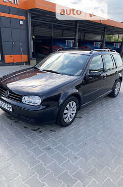 Volkswagen Golf  2001