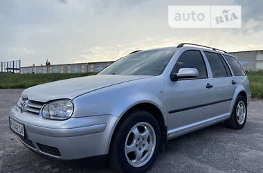 Volkswagen Golf  2003