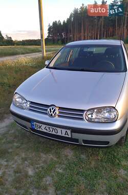 Volkswagen Golf  2001