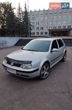 Volkswagen Golf 2002